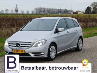 Mercedes-Benz B-klasse 220 4MATIC Ambition Uniek Mooie Auto!!/NL!/100% Dealer onderhouden!/