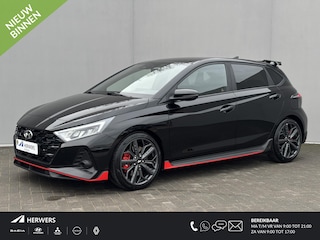 Hyundai i20 N 1.6 T-GDI 204PK N-Performance Handgeschakeld / Fabrieksgarantie tot 08-2027 / Dealer onderhouden / Bose / Navigatie / 18" LMV / Stuur- en stoelverwarming / Sperdifferentieel / Apple Carplay Android Auto /