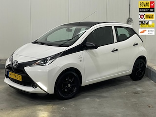 Toyota Aygo 1.0 VVT-i x-now Rijklaar!