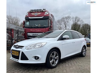 Ford Focus Wagon 1.0 EcoBoost Edition Plus/Airco/Navi/Stoelverwarming/Trekhaak/Bluetooth