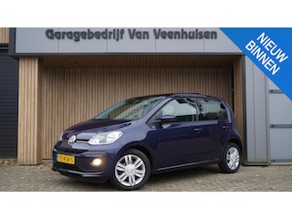 Volkswagen Up 1.0 75pk Automaat 5Drs High up! Pano.Dak Clima Stoelverwarming 15inch LM *NL auto* 68196km!