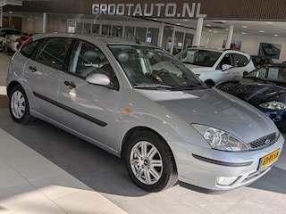 Ford Focus 1.6-16V Futura Airco, Trekhaak, Stuurbekrachtiging