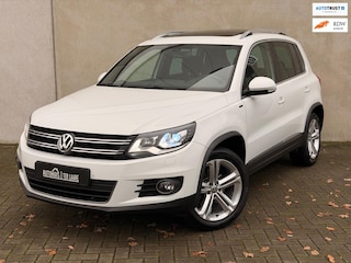 Volkswagen Tiguan 1.4 TSI DSG Pano 18'' R-Line Camera Trekhaak