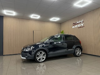 Volkswagen Polo 1.2 TSI Cross * Automaat / Navigatie / Afn. Trekhaak / NL Auto *