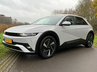 Hyundai Ioniq 5 Connect+ 84 kWh 229pk | Nieuw model! | Trekhaak | Camera | Draadloos carplay | Premium audio | Adaptive cruise controle | Elektrische achterklep | Dodehoekdetectie |  Head-up Display | Full LED | Stoelverwarming | Warmtepomp