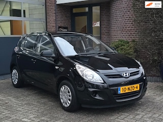 Hyundai i20 1.2i i-Drive 5DR |Apk |Benzine |I30