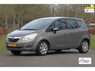 Opel Meriva 1.4 Turbo Edition / Airco / Trekhaak / Navigatie / Parkeersensoren voor en achter / Cruise control