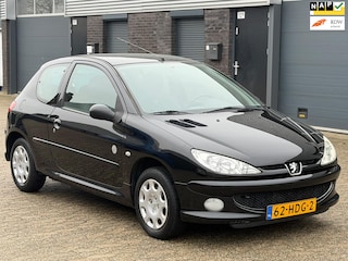 Peugeot 206 1.4 Génération zeer goede staat. NAP APK