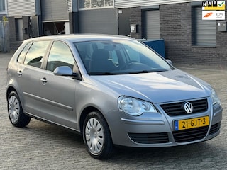 Volkswagen Polo 1.4-16V Comfortline AIRCO CRUISE 5Deurs TREKHAAK APK