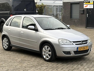 Opel Corsa 1.2-16V Silverline 5deurs AIRCO TREKHAAK APK