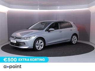 Volkswagen Golf 1.5 eHybrid Life Edition 204 pk Automaat (DSG) | Verlengde garantie | Navigatie via App | Parkeersensoren (Park assist) | Achteruitrijcamera | Adaptieve cruise control |