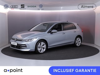 Volkswagen Golf 1.5 eHybrid Life Edition 204 pk Automaat (DSG) | Verlengde garantie | Navigatie via App | Parkeersensoren (Park assist) | Achteruitrijcamera | Adaptieve cruise control |