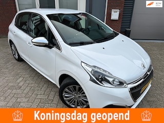 Peugeot 208 1.2 PureTech Allure / Navi / PDC / Clima / Cruise / NAP