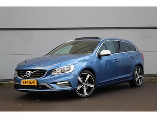 Volvo V60 2.0 T4 Business Sport | Schuifdak | Trekh. | Camera | Stoelverw. | BI-Xenon | 18" LMV | Alarm 3 | Stoelverw. | Climate & Cruise C. | Schuifdak | Trekh. | Camera | Stoelverw. | BI-Xenon | 18" LMV | Alarm 3 | Stoelverw. | Climate & Cruise C. |