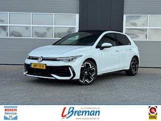 Volkswagen Golf 1.5 ETSI R-LINE DSG Black Style150pk Panoramadak Matrix LED