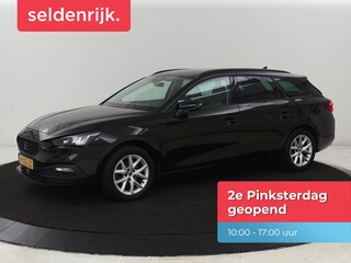 Seat Leon 1.0 TSI Style Intens | Trekhaak | Camera | Carplay | Navigatie | Adaptive cruise | DAB | Parkeerhulp | Full LED | Climate control