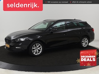 Seat Leon 1.0 TSI Style Intens | Trekhaak | Camera | Carplay | Navigatie | Adaptive cruise | DAB | Parkeerhulp | Full LED | Climate control
