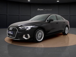 Audi A3 Limousine 30 TFSI Advanced Edition | CarPlay | Sportstoelen | 17" | Navi | Parkeerhulp |
