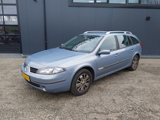 Renault Laguna Grand Tour 2.0-16V Tech Line
