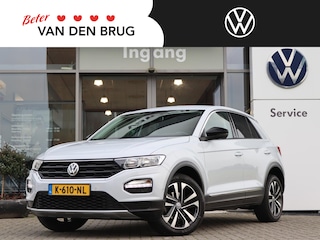 Volkswagen T-Roc 1.5 TSI 150 pk DSG IQ Drive | Trekhaak | Navigatie | Climatronic | ACC | App Connect | Stoelverwarming | PDC | Elektrische Klep |