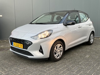 Hyundai i10 1.0 66pk Comfort Smart | Two-Tone Facelift | LED | Airco | Carplay | Navigatie | Bluetooth | Cruisecontrol | 1e Eigenaar