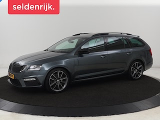 Skoda Octavia 2.0 TSI RS 245 Business | Panoramadak | Stoelverwarming | Adaptive cruise | Camera | Carplay | Achterbankverwarming | Full LED | Keyless | Navigatie