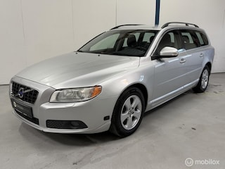 Volvo V70 2.5FT Momentum XENON
