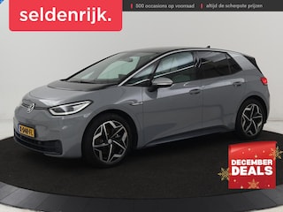 Volkswagen ID.3 First Plus 58 kWh | Trekhaak | Stoel & stuurverwarming | Matrix LED | Camera | Carplay | Sfeerverlichting | Adaptive cruise | Keyless | Navigatie | Climate control | Parkeerhulp