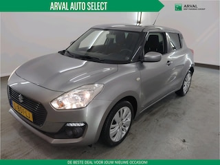 Suzuki Swift 1.2 90pk Select Smart Hybrid | Stoelverwarming | ACC | Navi via CarPlay | PDC | 16" All season banden | Getint glas