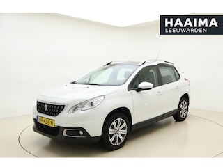 Peugeot 2008 1.2 PureTech Blue Lion 110 PK | Handgeschakeld | Panorama dak | Trekhaak | Licht Metalen Velgen | Navigatie | Parkeersensor | Cruise Control | Airco