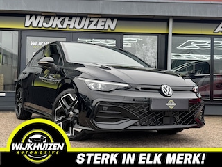 Volkswagen Golf 1.5 eTSI R-Line met Panorama dak !!! Full options !!! Dealer Onderhouden !!!