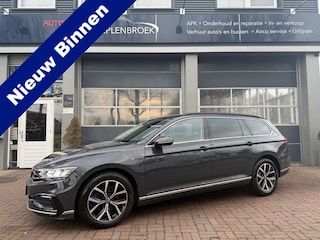 Volkswagen Passat Variant 1.4 TSI PHEV GTE Business Navigatie Apple Carplay/Android Auto Camera Parkeersensoren Stoelverwarming Climate Control Camera