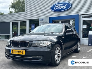 BMW 116i Business Line | NL-AUTO! | PARK SENS | CRUISE | CENTRALE DEURVERGRENDELING | LEDER STUUR | CLIMA