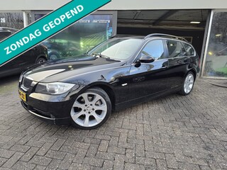 BMW 3-serie Touring 325i Dynamic Executive | NIEUWE APK | PANO DAK | PDC | AIRCO | LMV |