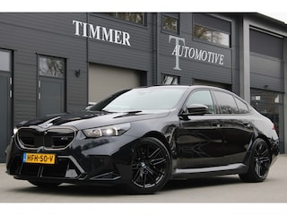 BMW 5-serie Sedan - Zwart leder - Panoramadak 20 inch 951M - Bowers & Wilkins