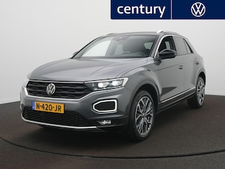 Volkswagen T-Roc 1.5 TSI Sport Navigatie - LED - Camera - Stoelverwarming - ACC