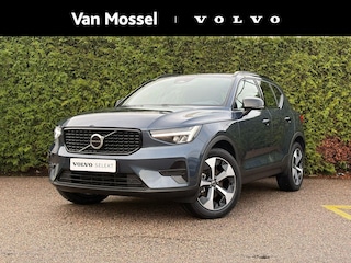 Volvo XC40 B4 Plus Dark | Harman/Kardon | Trekhaak | Elektrische Verstelbare stoelen |