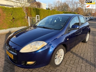 Fiat Bravo 1.4 5-DRS Dynamic AIRCO NAVI LMV NAP