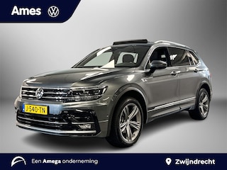 Volkswagen Tiguan 1.5 TSI Highline Business R Panoramadak | Verwarmbare voorstoelen | Navigatiesysteem