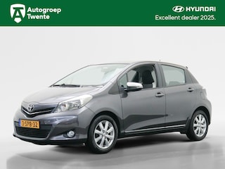 Toyota Yaris 1.0 VVT-i Trend | Camera | Vierseizoenenbanden