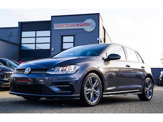 Volkswagen Golf 1.0 TSI Highline | R-line | Achteruitrijcamera | Pano
