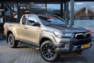 Toyota Hilux 2.4 D-4D X-TRA CAB INVINCIBLE A/T 4WD VAN MARGE ( BTW +BPM IS BETAALD )