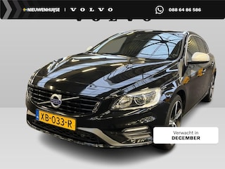 Volvo V60 2.0 T4 Business Sport | Trekhaak | Schuif/kantel dak| Standkachel | Keyless entry/start | DAB | Camera | Parkeersensoren V+A | Extra getint glas |