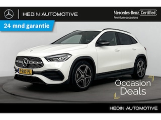 Mercedes-Benz GLA 180 Automaat Business Solution AMG | Nightpakket | Parktronic met camera | LED | Stoelverwarming | Trekhaak | Zitcomfortpakket | Licht en Zichtpakket