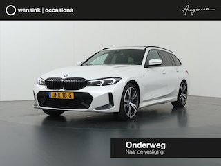 BMW 3-serie Touring 330e | M-Pakket | Panoramadak | Ele. stoelen + Geheugen | HUD | Sportstoelen | Camera | Apple CarPlay/Android auto | Adaptieve Cruise Control | Comfort Pakket | M-Sport Pro | HiFi | Curved Display |