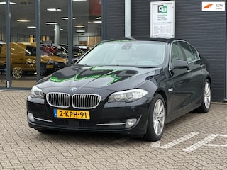 BMW 525d High Executive/PANO-DAK/NAVI/CAMERA/LEDER/NETTE STAAT!!