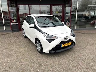 Toyota Aygo 1.0 VVT-I X-FUN