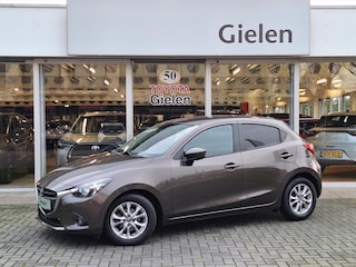 Mazda 2 1.5 SKYACTIV-G 90PK Intro Edition | Navigatie, Cruise control, Airconditioning, 15 inch, Privacy glass
