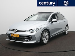 Volkswagen Golf 1.5 eHybrid Life Edition Apple Carplay/Android Auto - Panoramadak - Camera -ACC