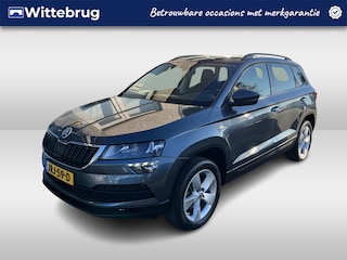 Skoda Karoq 1.0 TSI Ambition / CRUISE CONTROL/ SMARTLINK/ PARK. SENSOREN/ NAVI/ 17" LMV/ CLIMA/ STOEL VERWARM.